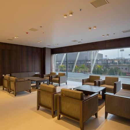Hotel Zone By The Park Calcutta Extérieur photo